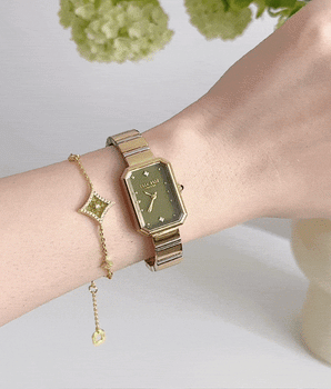 Ms. Lola Green Onyx Watch & Aventurine Starlight Bracelet Gift Set